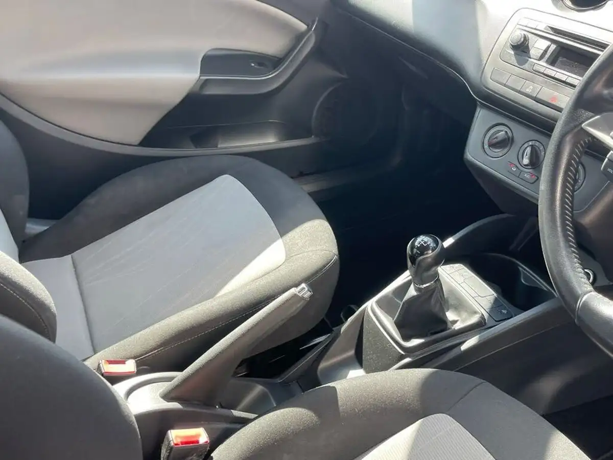 2014-seat-ibiza-14-toca-16v-85ps-sportcoupe-3d-big-12
