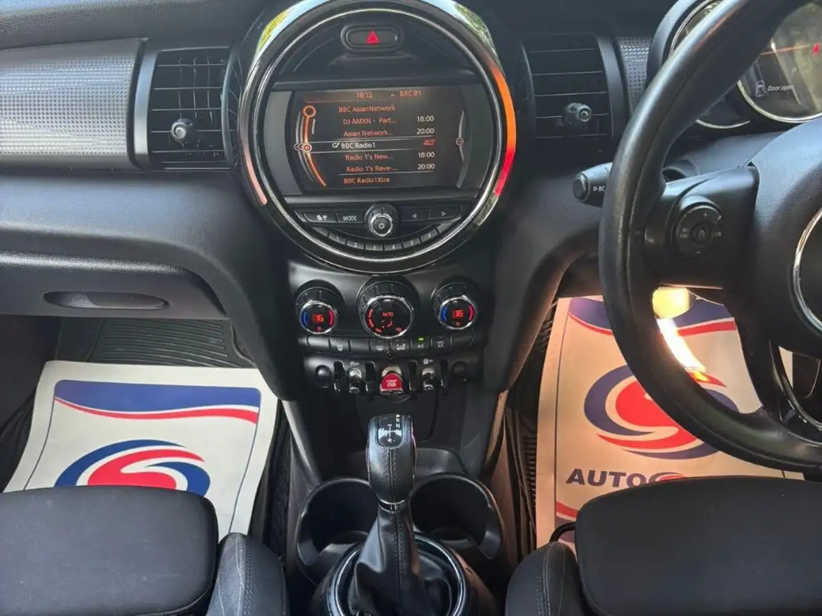 2016-mini-cooper-15-cooper-ss-hatchback-5d-auto-big-10
