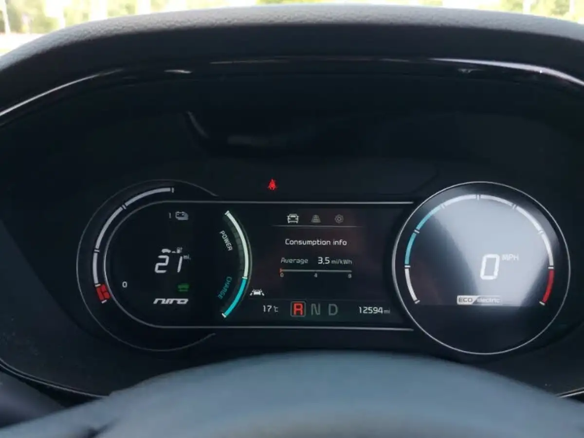 2022-kia-e-niro-ev-2-134bhp-39-big-15
