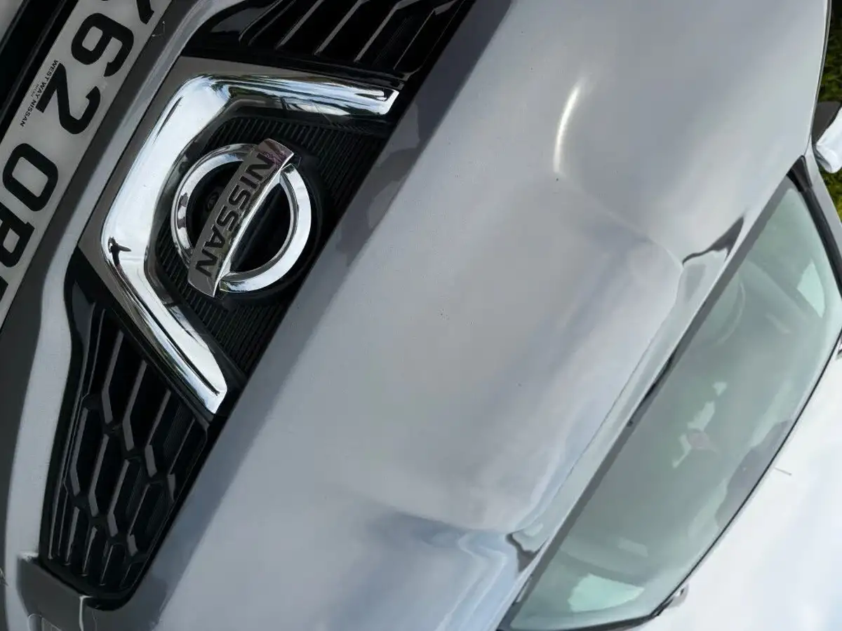 2012-nissan-qashqai-16-n-tec-big-12