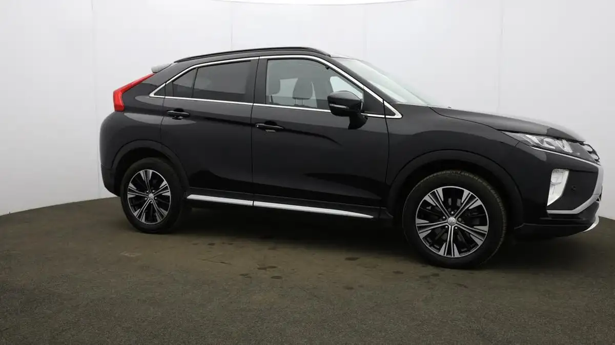 2021-mitsubishi-eclipse-cross-15-4-big-50