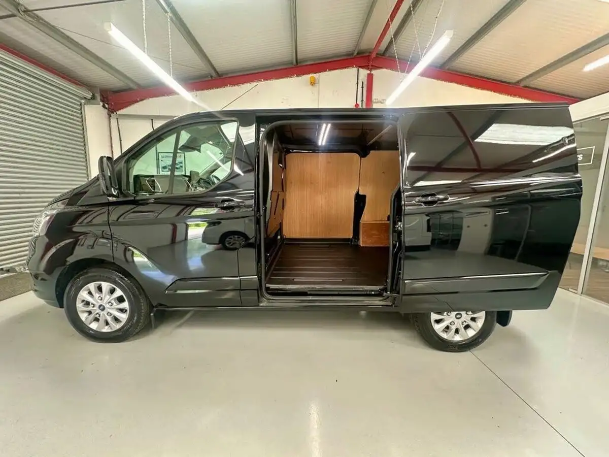 2022-ford-transit-custom-20tdci-280-l1h1-limited-130pseu6dt-big-2