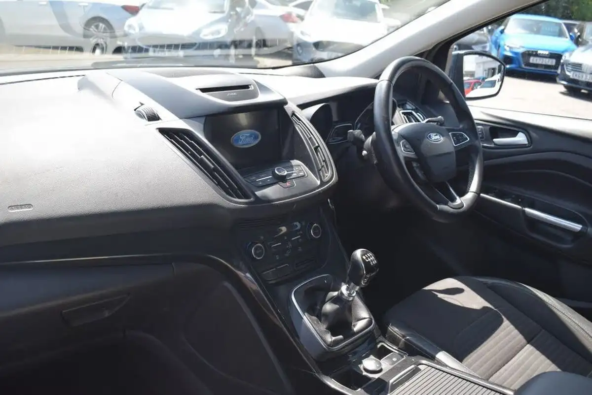 2019-ford-kuga-15tdci-titanium-edition-ss-big-12