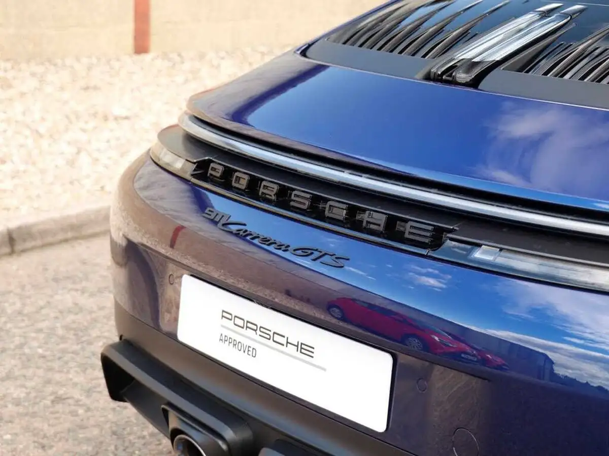 2025-porsche-911-30-carrera-gts-541ps-coupe-3591cc-pdk-big-34