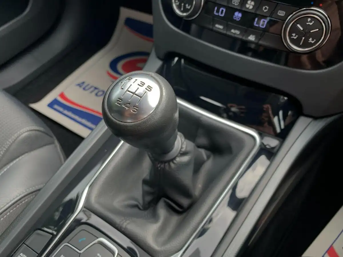 2013-peugeot-508-20hdi-allure-navigation-140bhp-fap-big-9