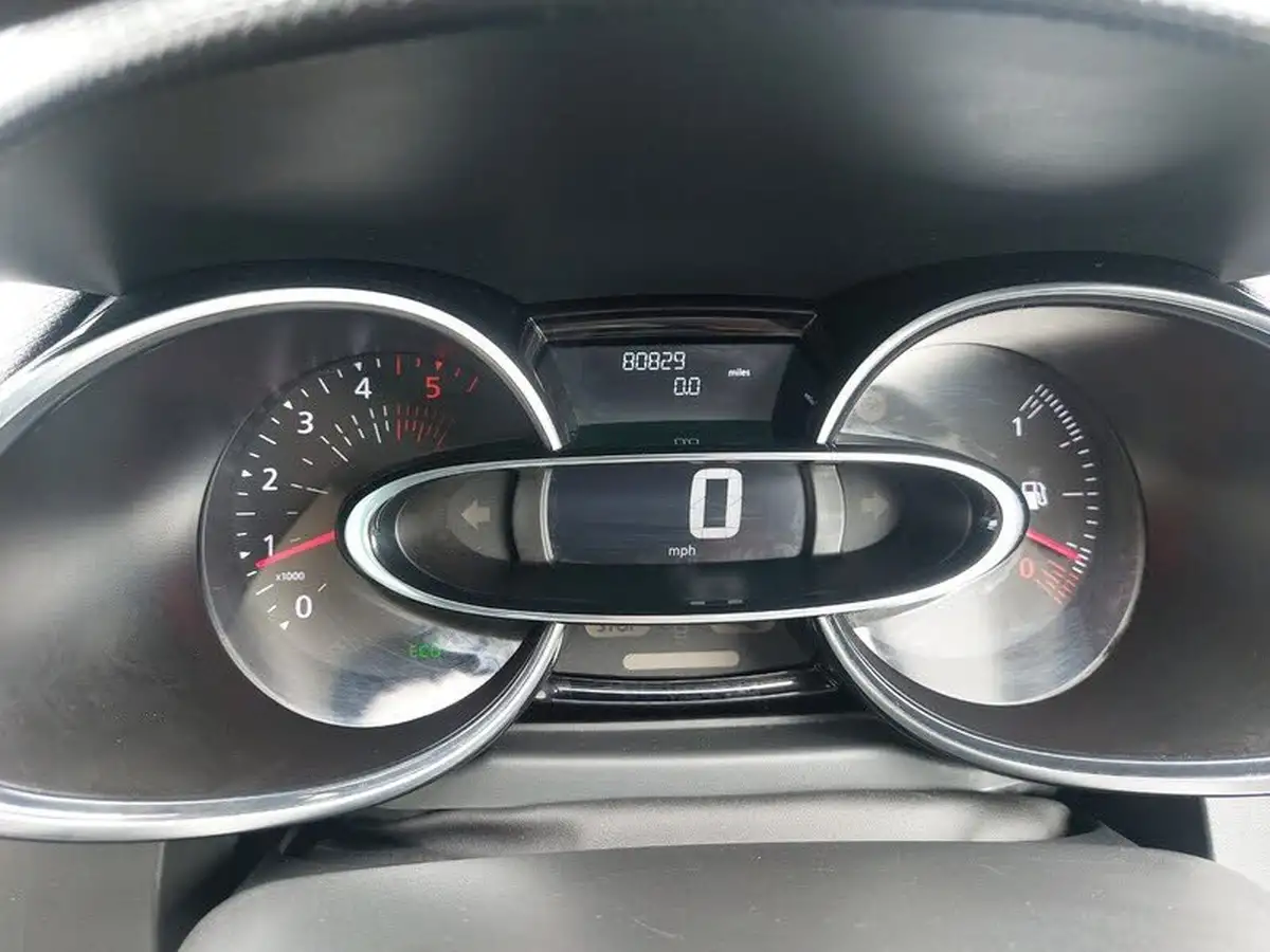 2019-renault-clio-15dci-iconic-90ps-ss-big-15