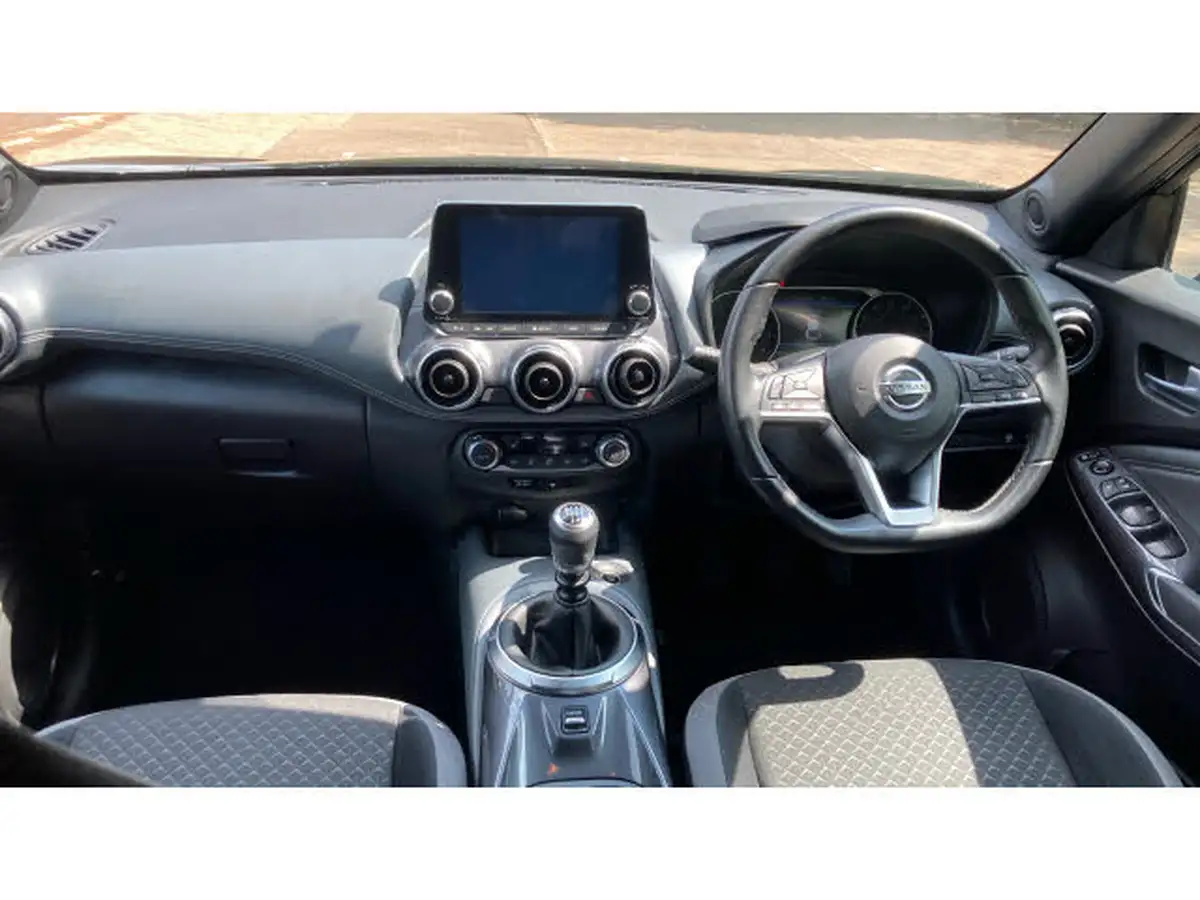 2021-nissan-juke-10-dig-t-n-connecta-big-9