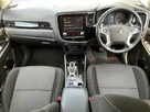 2020-mitsubishi-outlander-24-design-phev-small-9