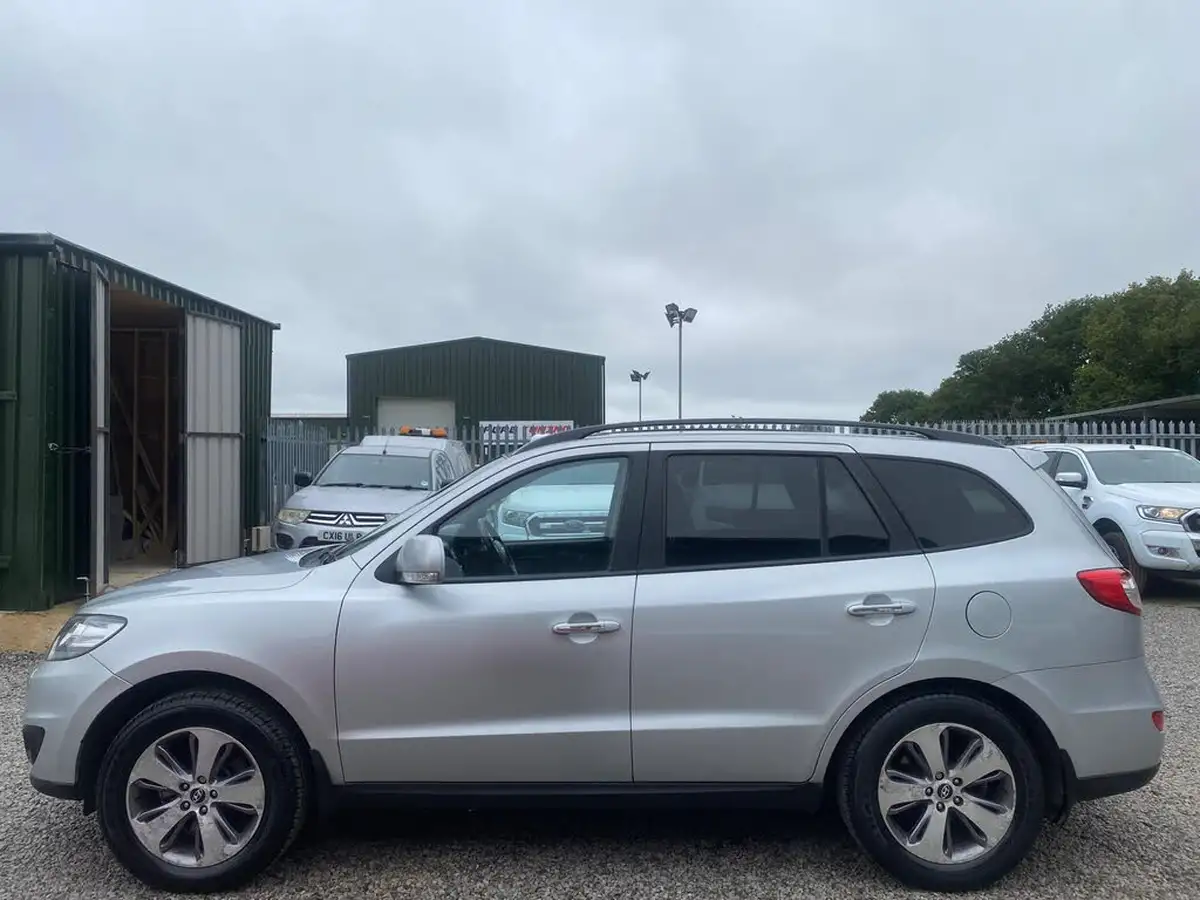 2012-hyundai-santa-fe-22td-premium-7st-auto-big-21
