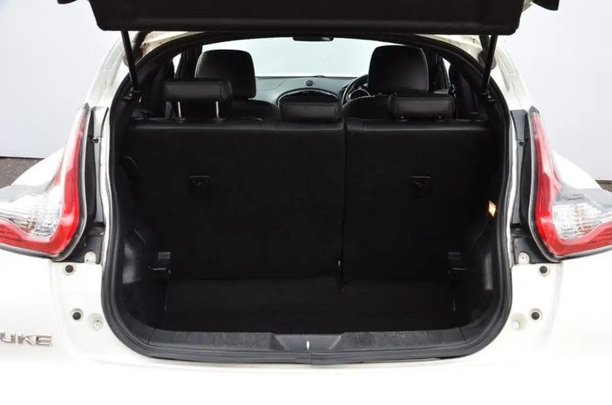 2015-nissan-juke-12-tekna-big-46