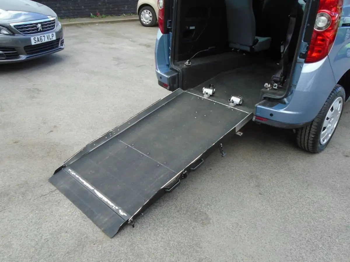 2015-fiat-doblo-big-6
