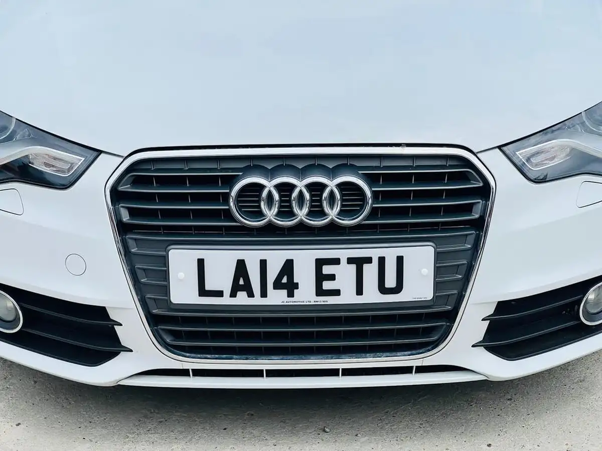 2014-audi-a1-14-122ps-sportback-5d-1390cc-s-tronic-big-9