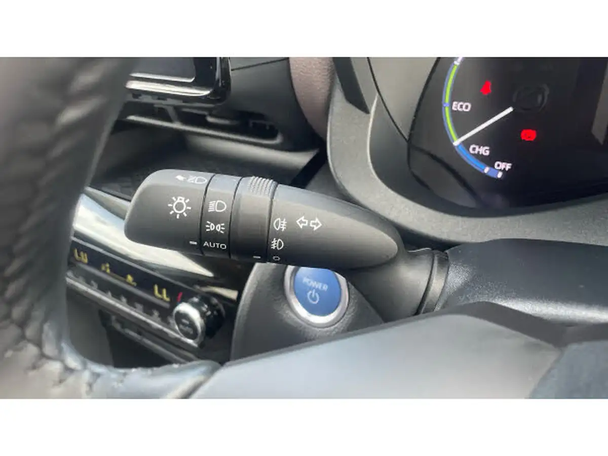 2024-toyota-yaris-cross-15-vvt-i-excel-awd-i-big-28