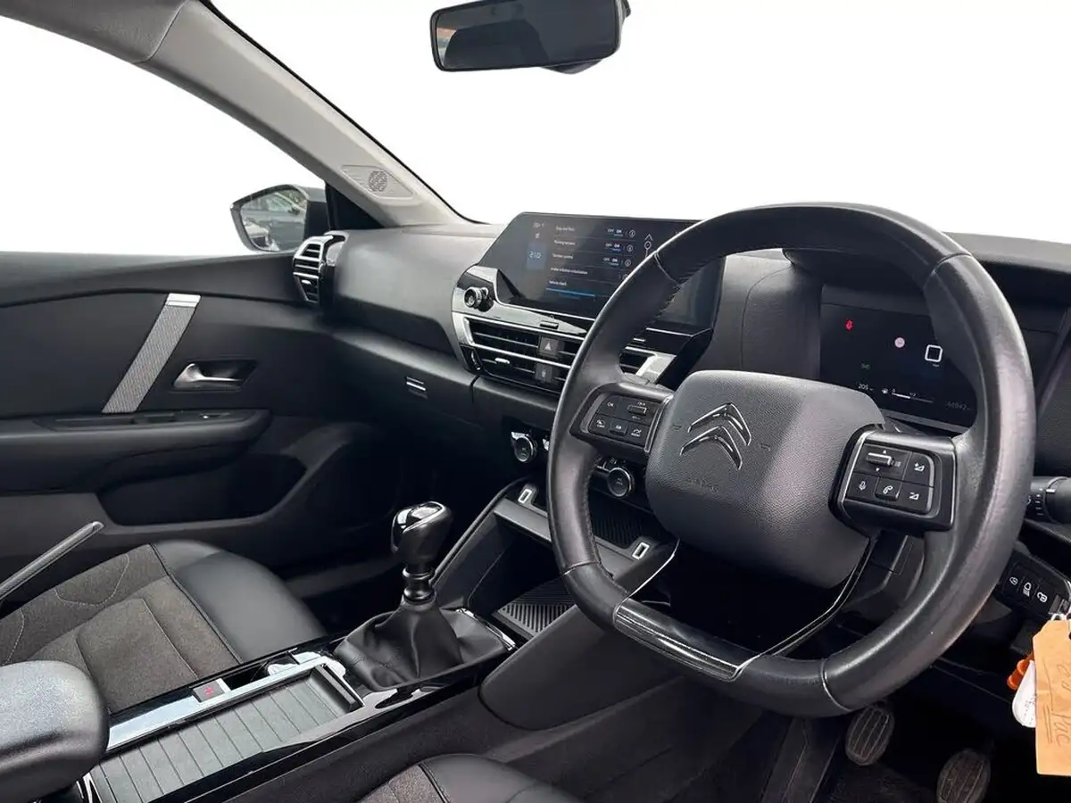 2021-citroen-c4-12-puretech-sense-big-5