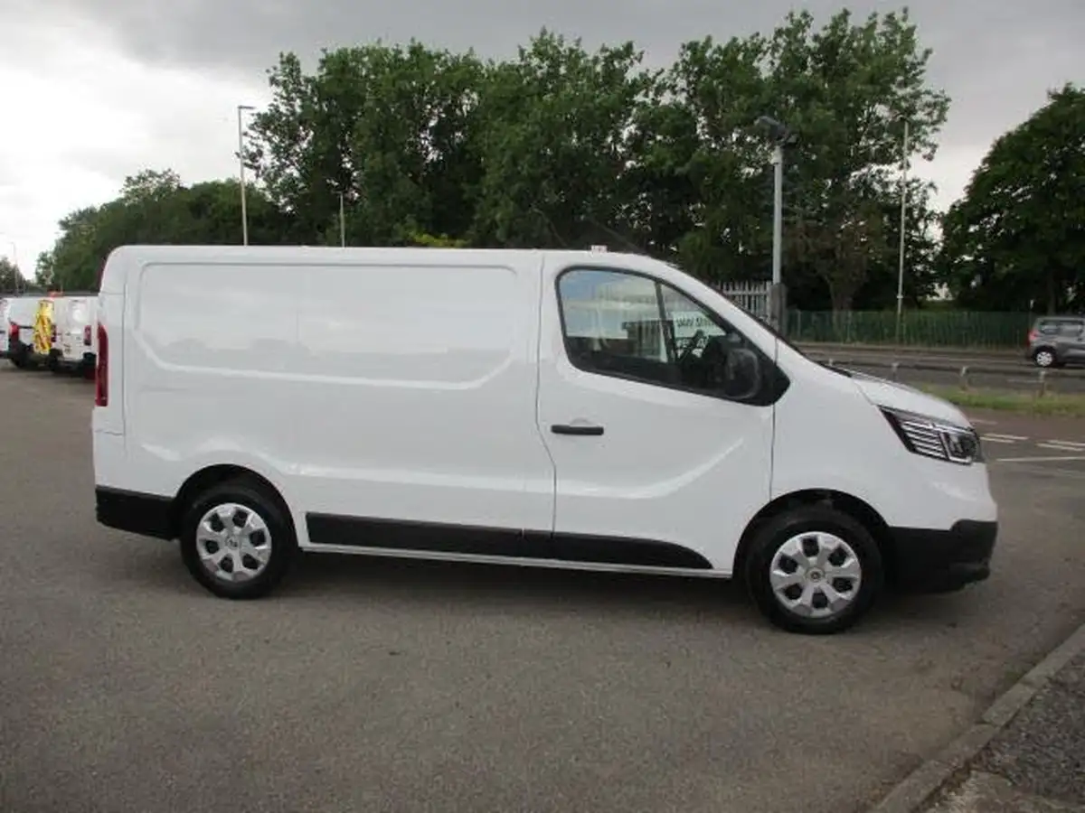2023-renault-trafic-20dci-sl28-130-business-big-2