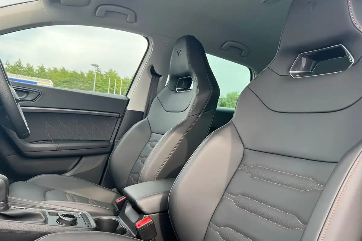 2025-cupra-ateca-15-ecotsi-v2-big-10