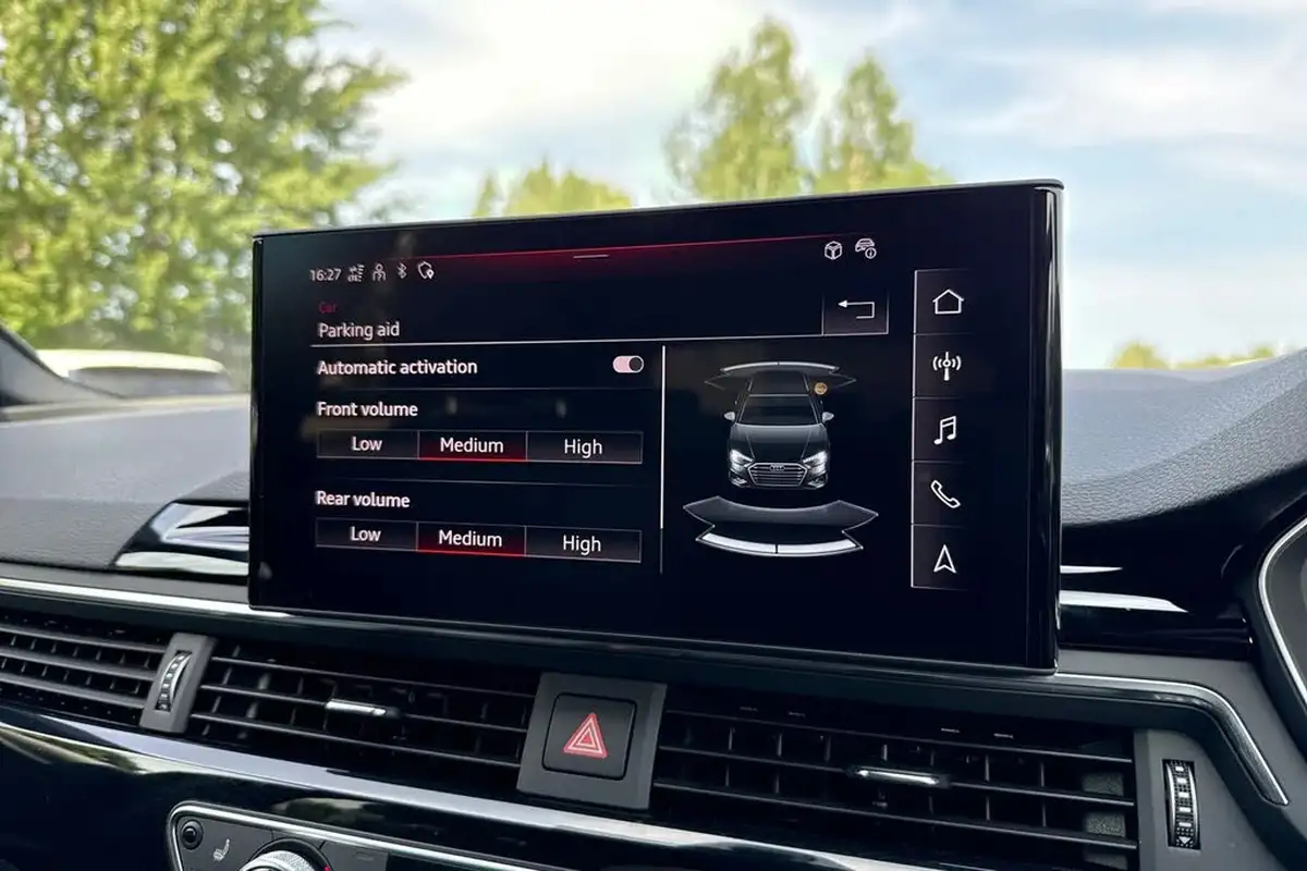2024-audi-a4-avant-20-35-tfsi-black-edition-big-56
