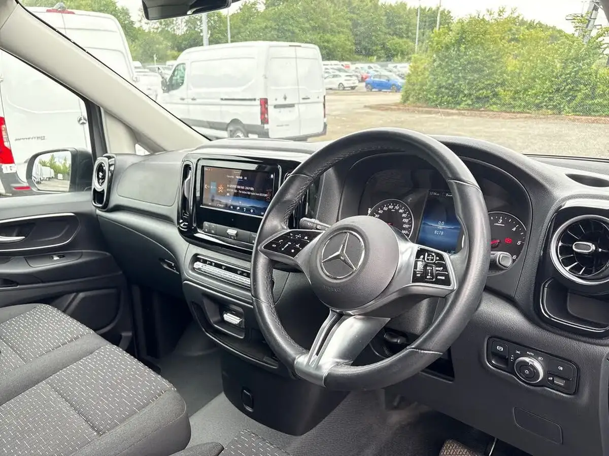 2024-mercedes-benz-vito-20cdi-119-select-l2-crew-big-5