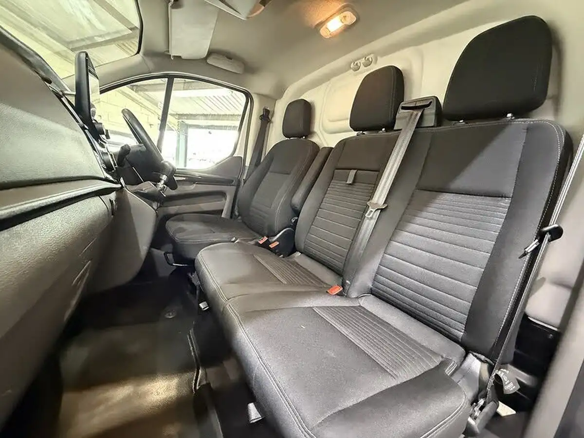 2020-ford-transit-custom-20tdci-300-l1h1-limited-130pseu6dt-panel-van-big-46