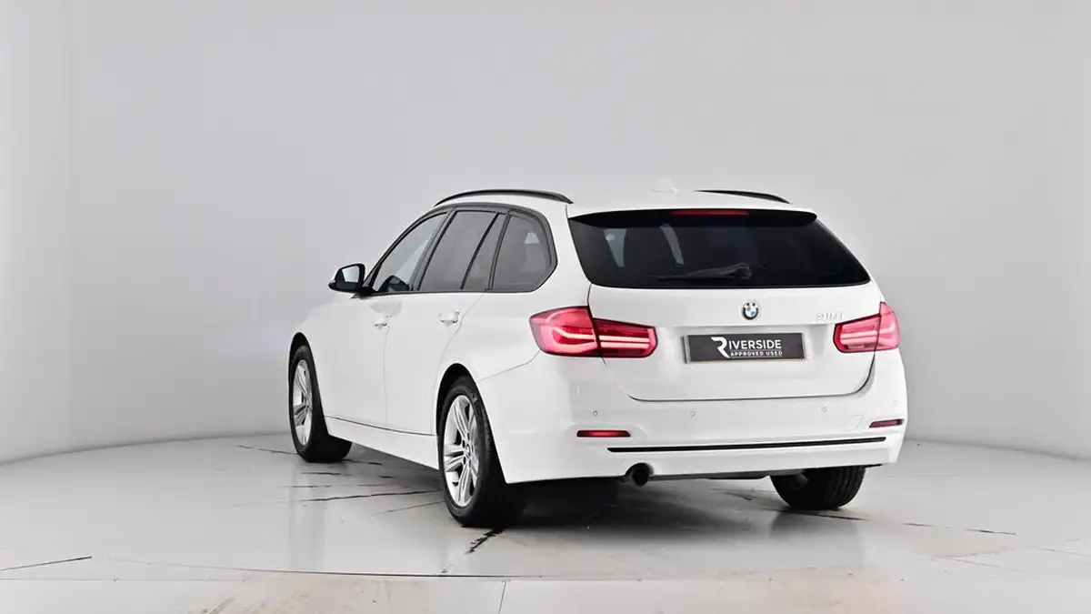 2017-bmw-3-series-15-318i-sport-touring-5d-big-65