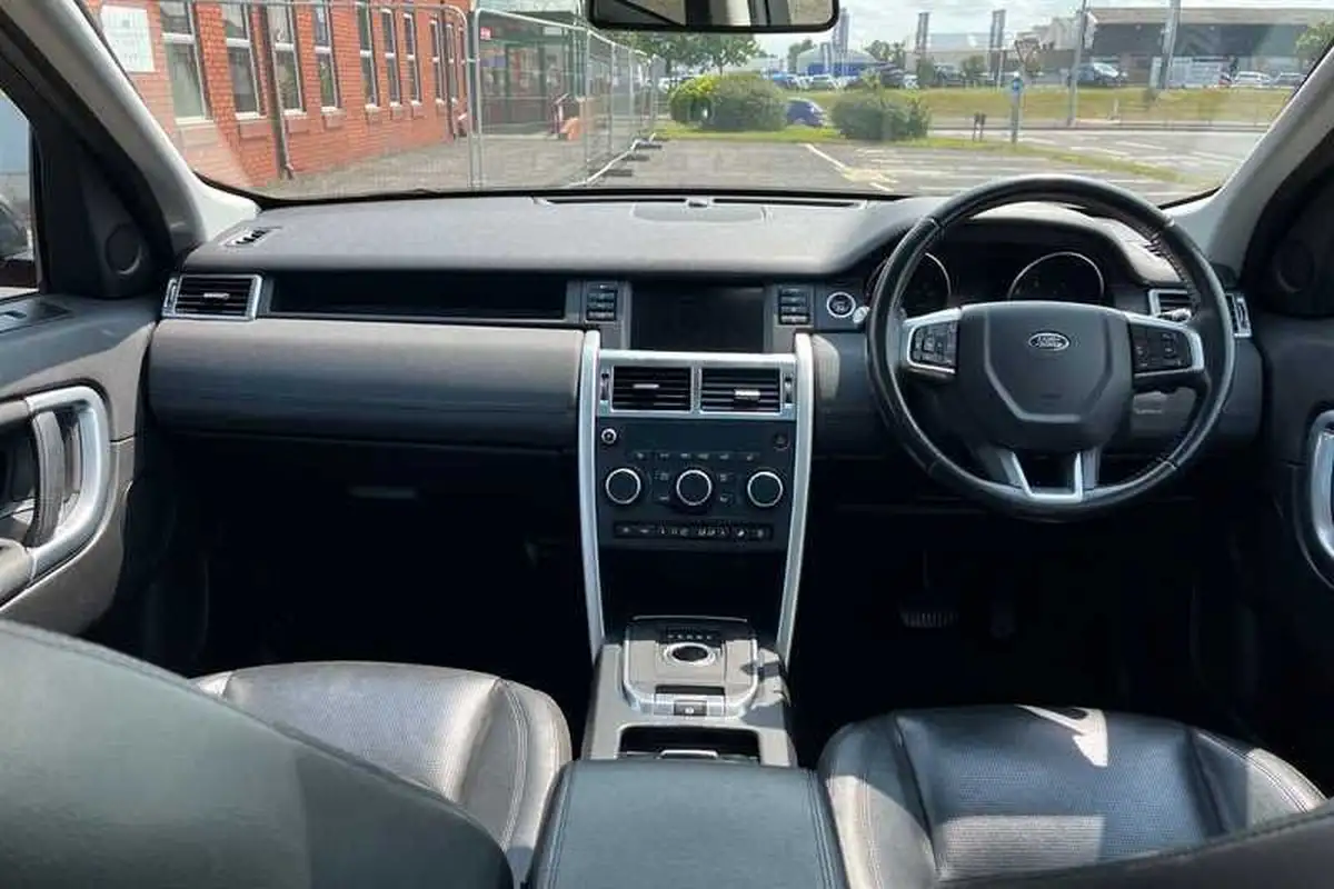 2016-land-rover-discovery-sport-20td4-hse-180ps-awd-ss-auto-big-12