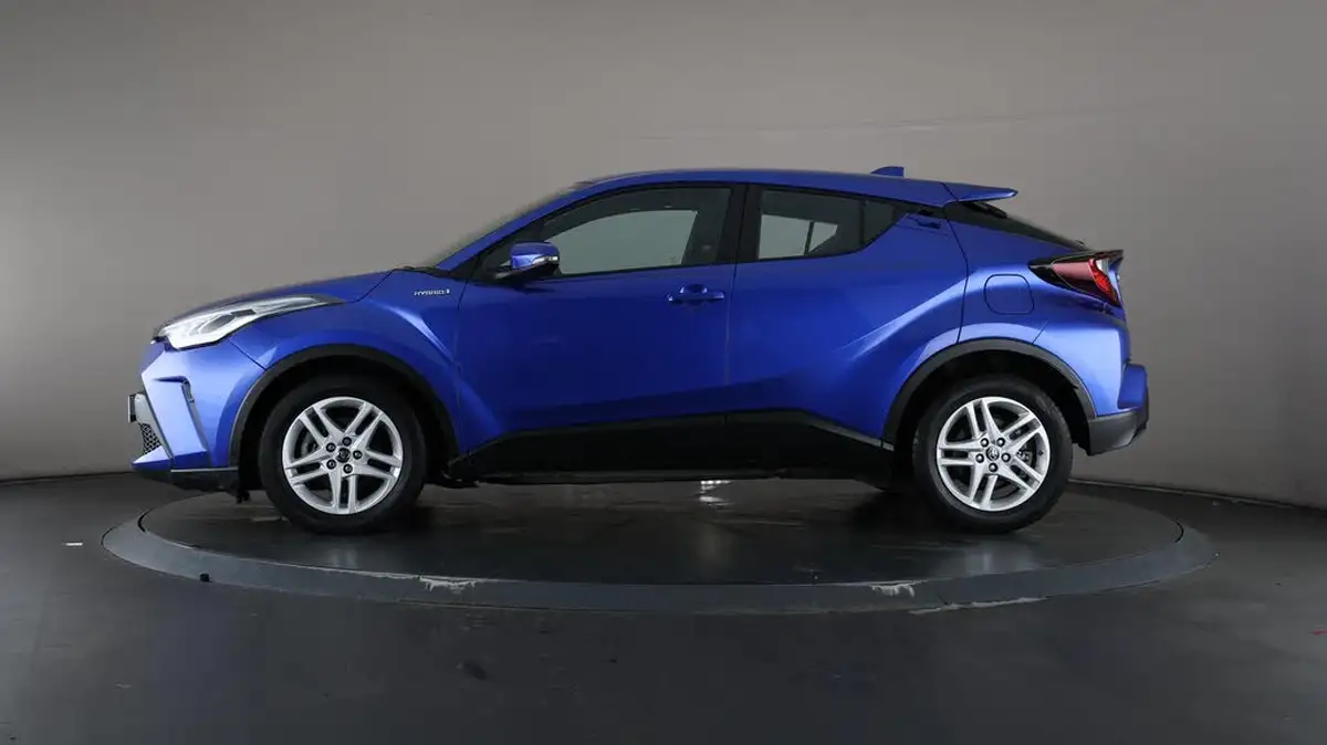 2021-toyota-c-hr-18-vvt-i-icon-big-38