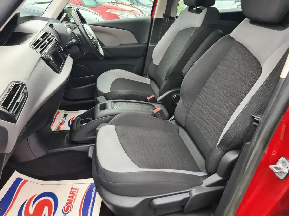 2014-citroen-grand-c4-picasso-16e-hdi-vtr-115ps-etg6-big-19