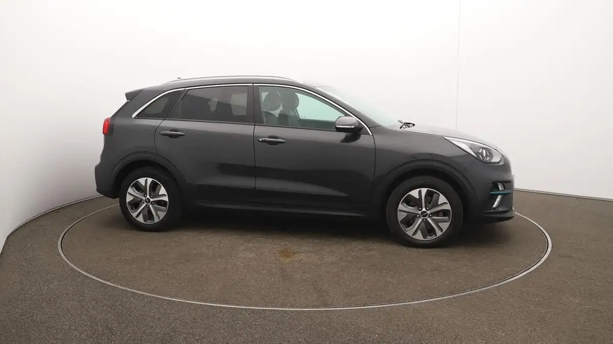 2022-kia-niro-ev-e-2-big-47