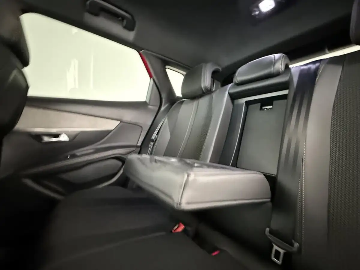 2023-peugeot-3008-suv-15-bluehdi-gt-eat8-big-16