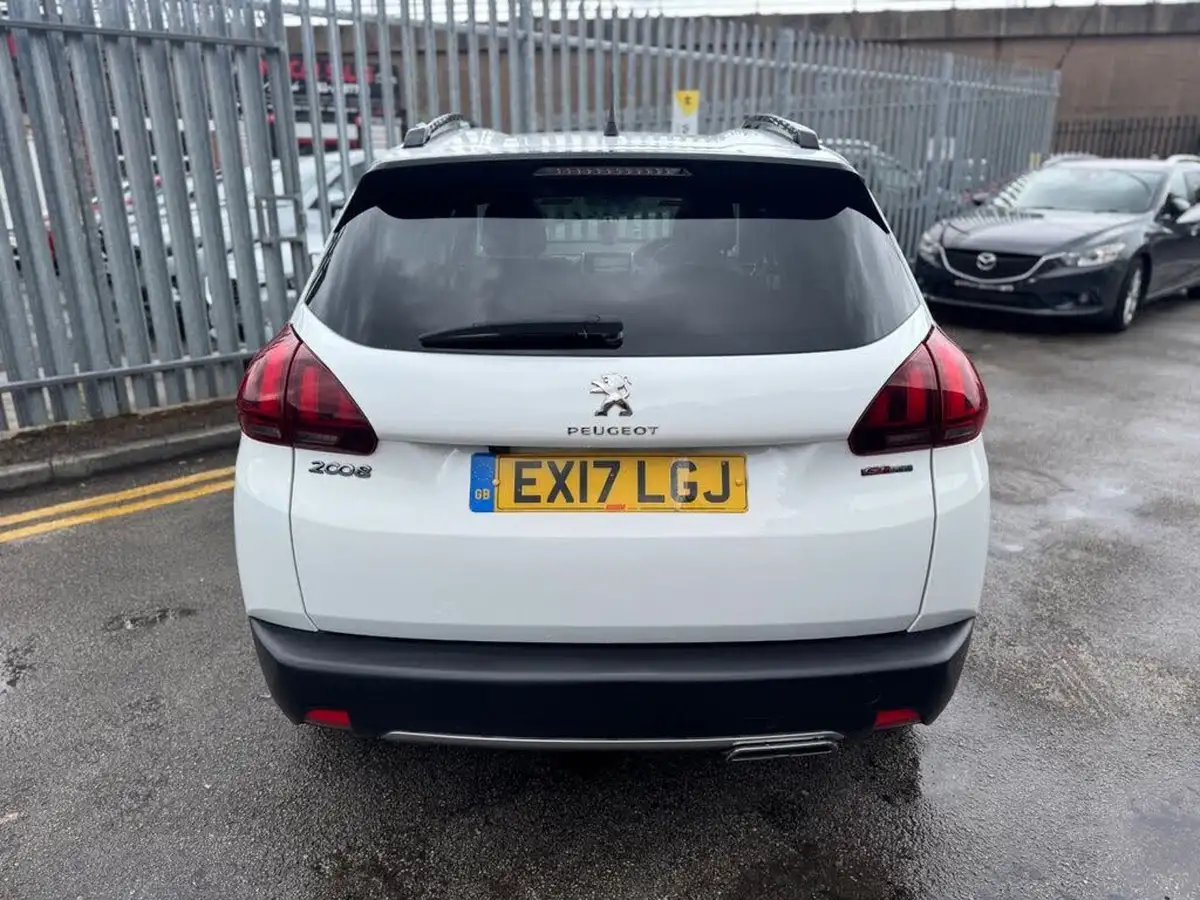 2017-peugeot-2008-suv-12-puretech-gt-line-110bhp-eat6-big-6