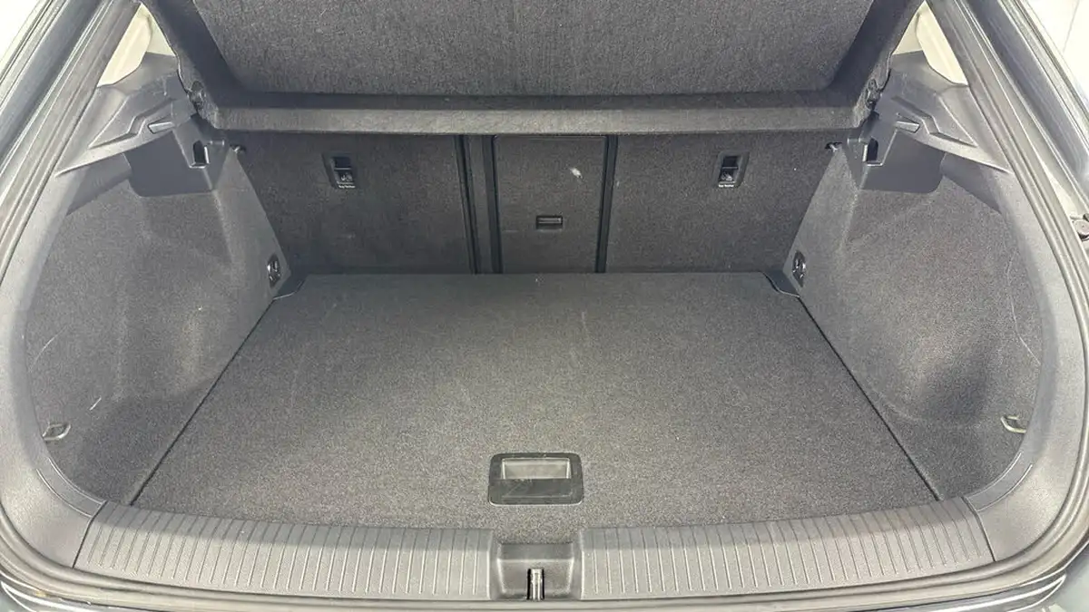 2019-volkswagen-t-roc-15-tsi-se-big-14