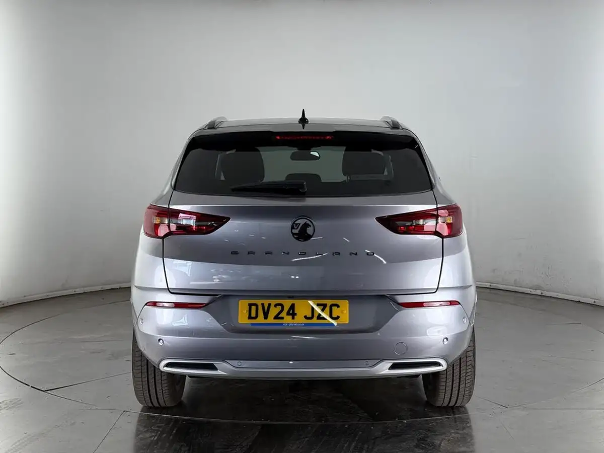 2024-vauxhall-grandland-12-ultimate-130ps-auto-big-5