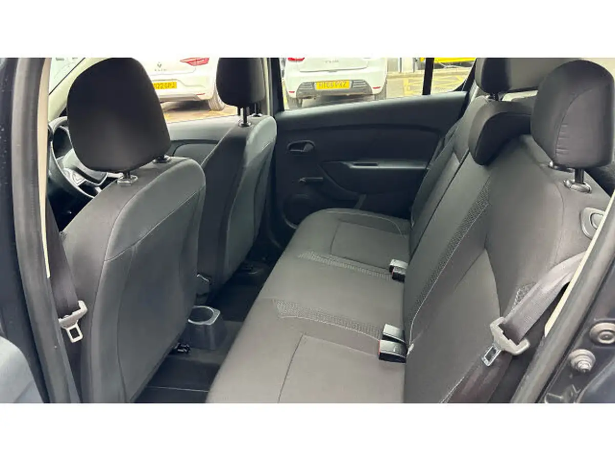 2019-dacia-sandero-10-sce-essential-big-15
