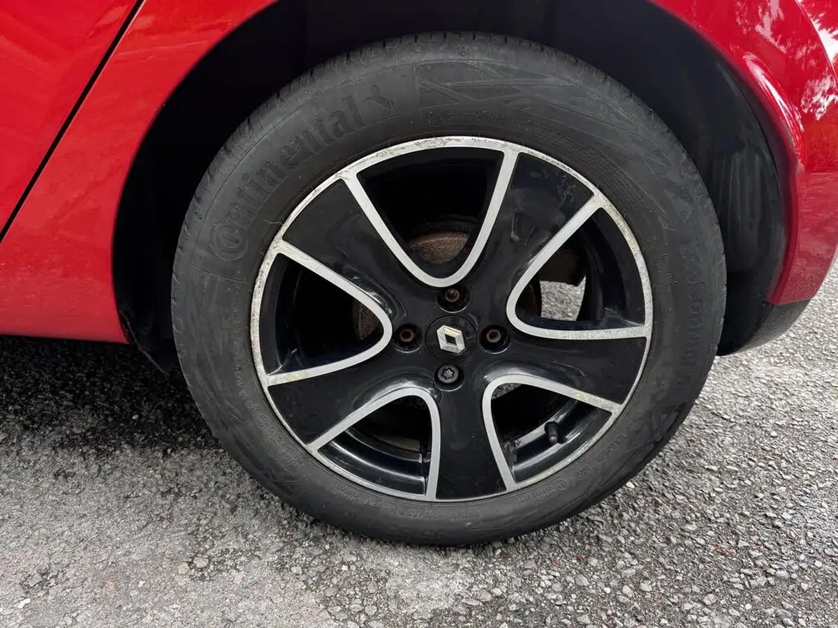 2015-renault-clio-12-dynamique-big-18