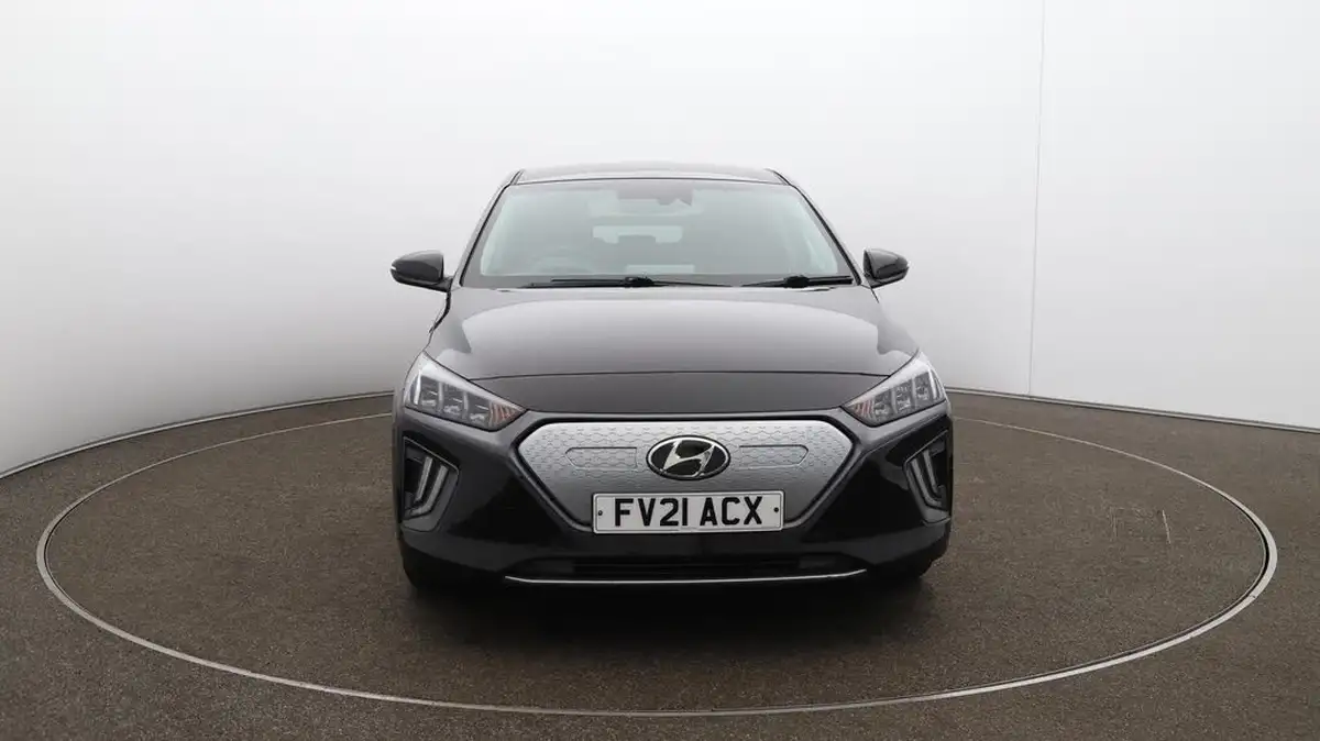 2021-hyundai-ioniq-e-premium-se-electric-100kw-big-35