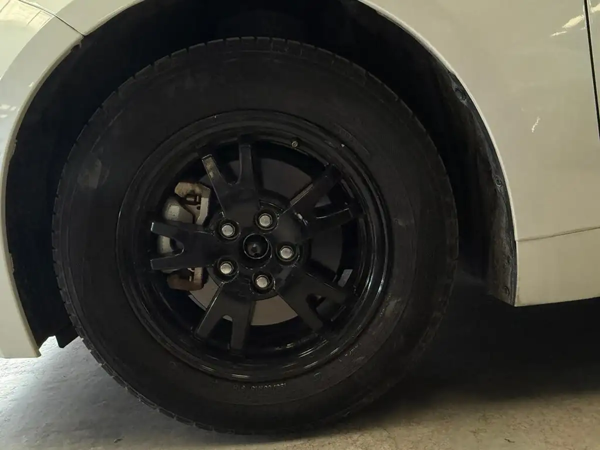 2019-toyota-corolla-big-15