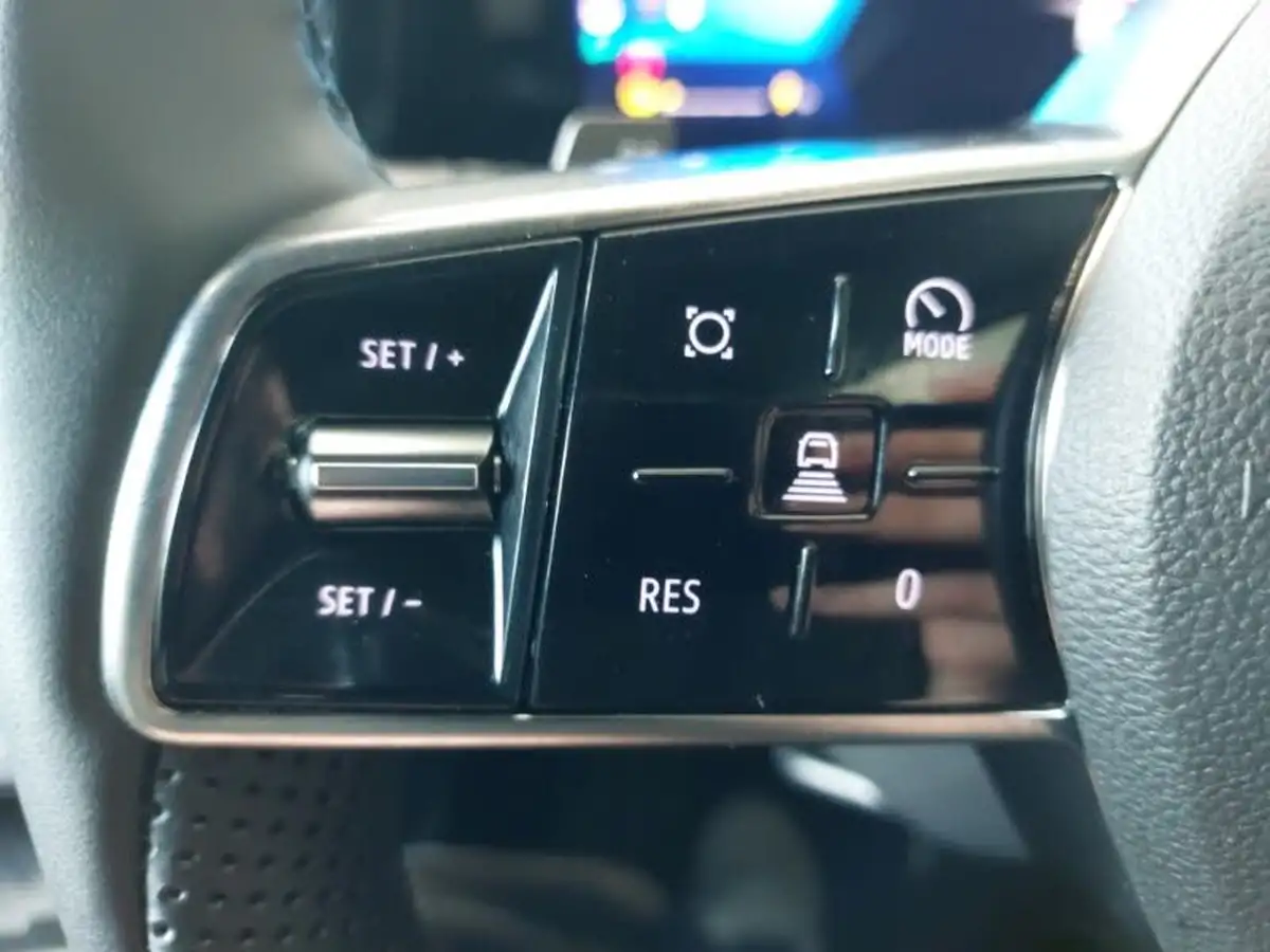 2024-renault-scenic-e-tech-e-techno-220ps-long-big-13