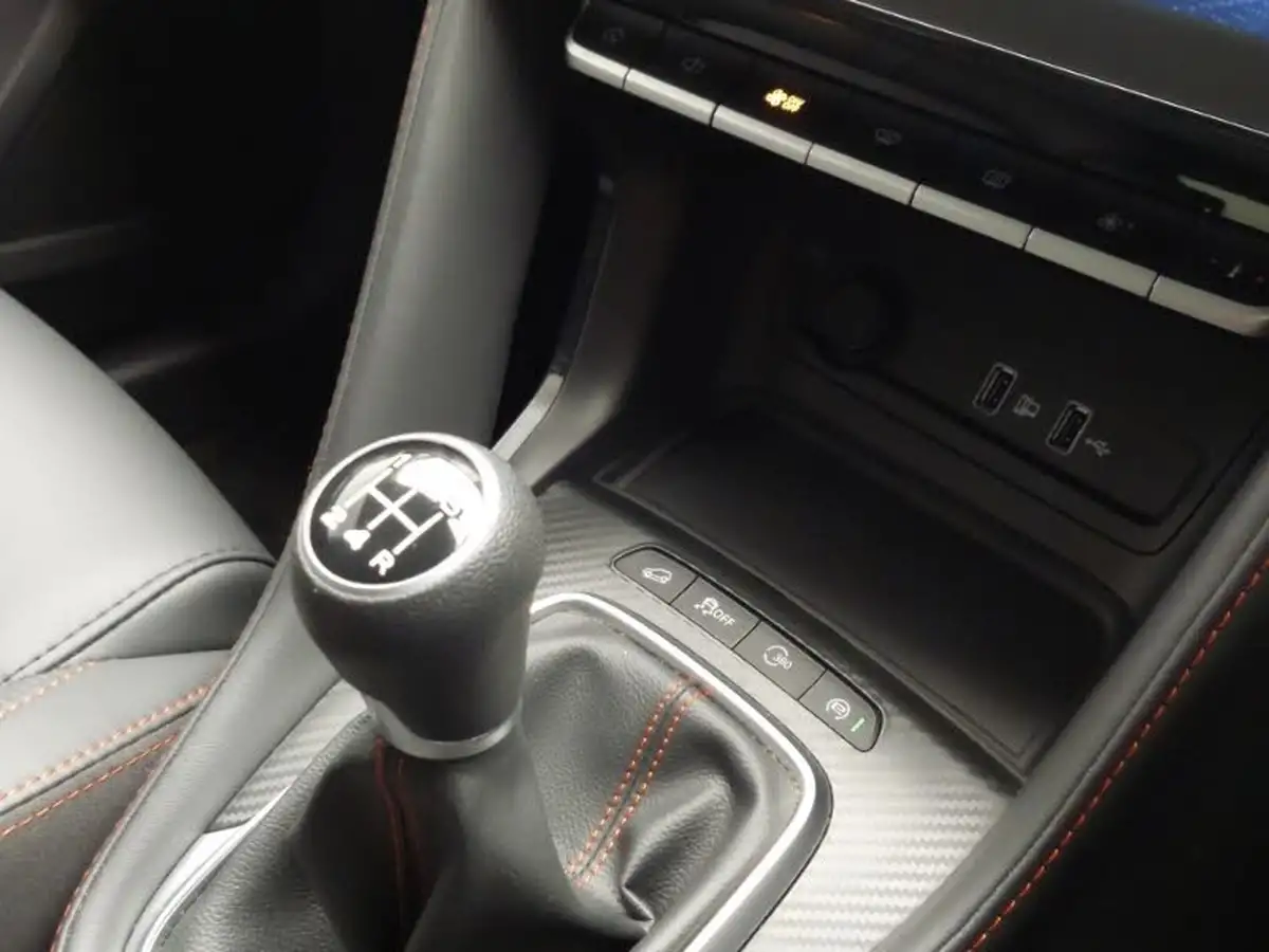 2023-mg-zs-suv-15-vti-tech-exclusive-big-16