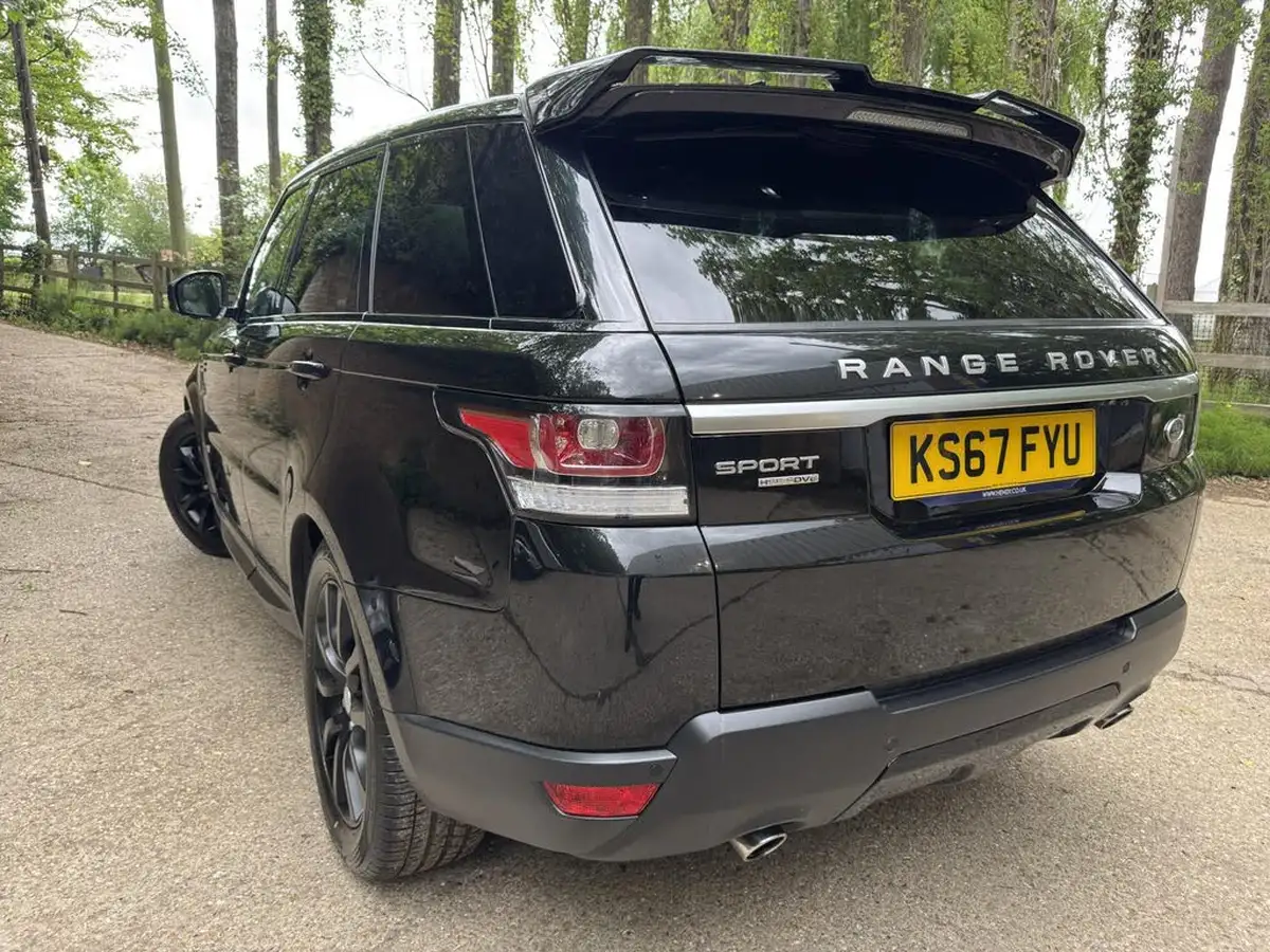 2018-land-rover-range-rover-sport-30-sd-v6-hse-sd-v6-big-28