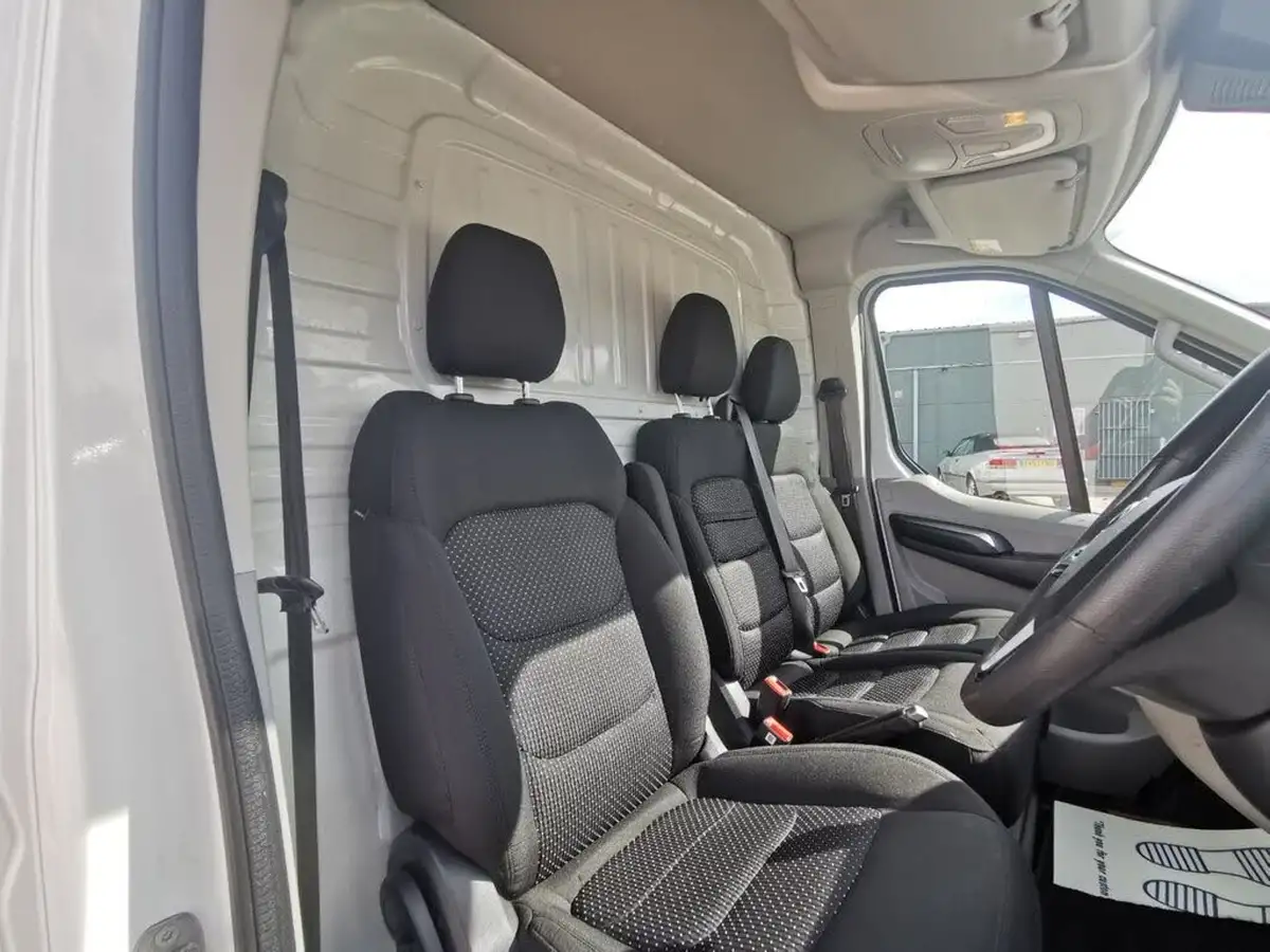 2021-maxus-deliver-9-20tdi-l3h2-big-9