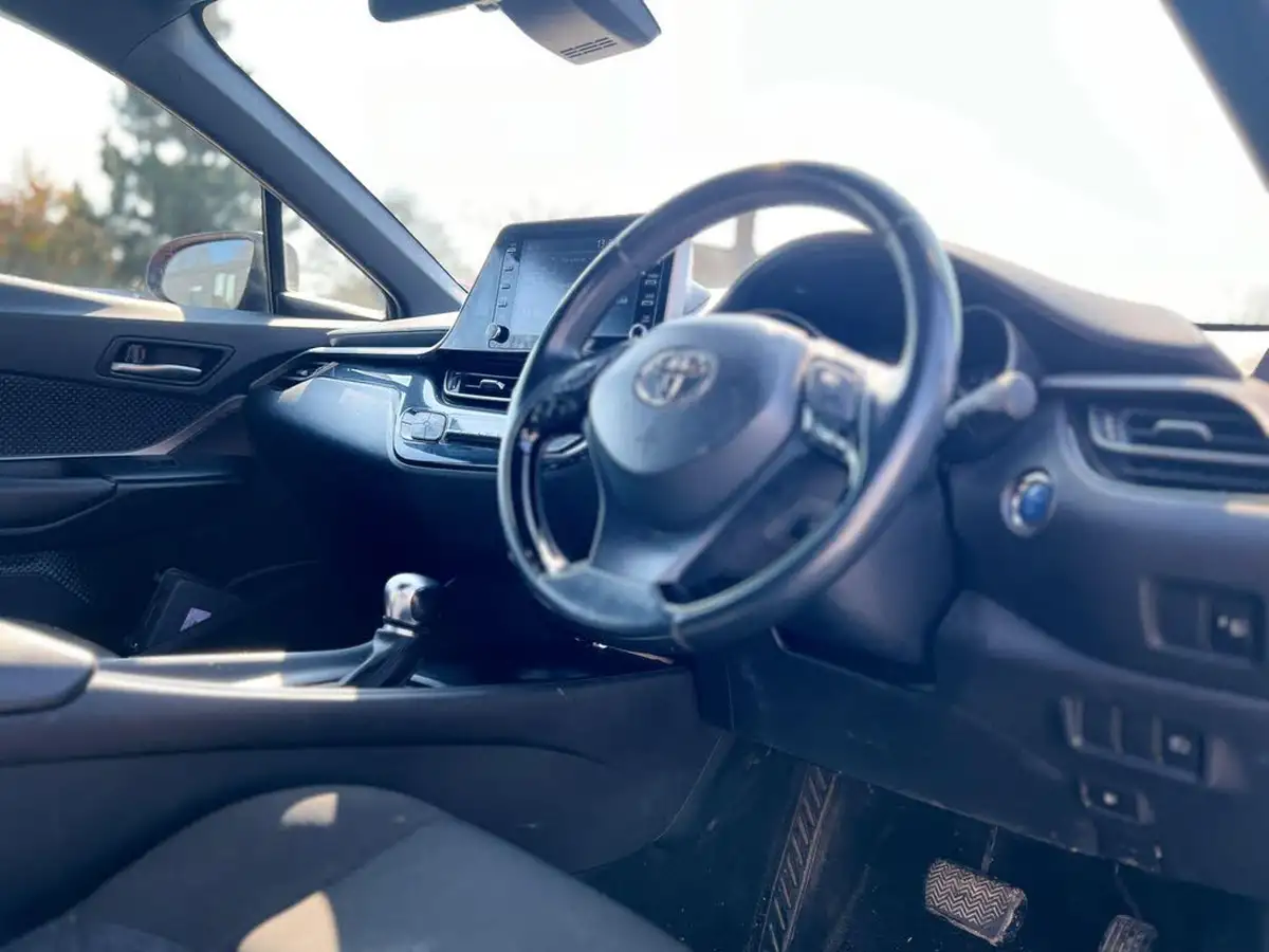 2022-toyota-c-hr-18-vvt-i-icon-big-8