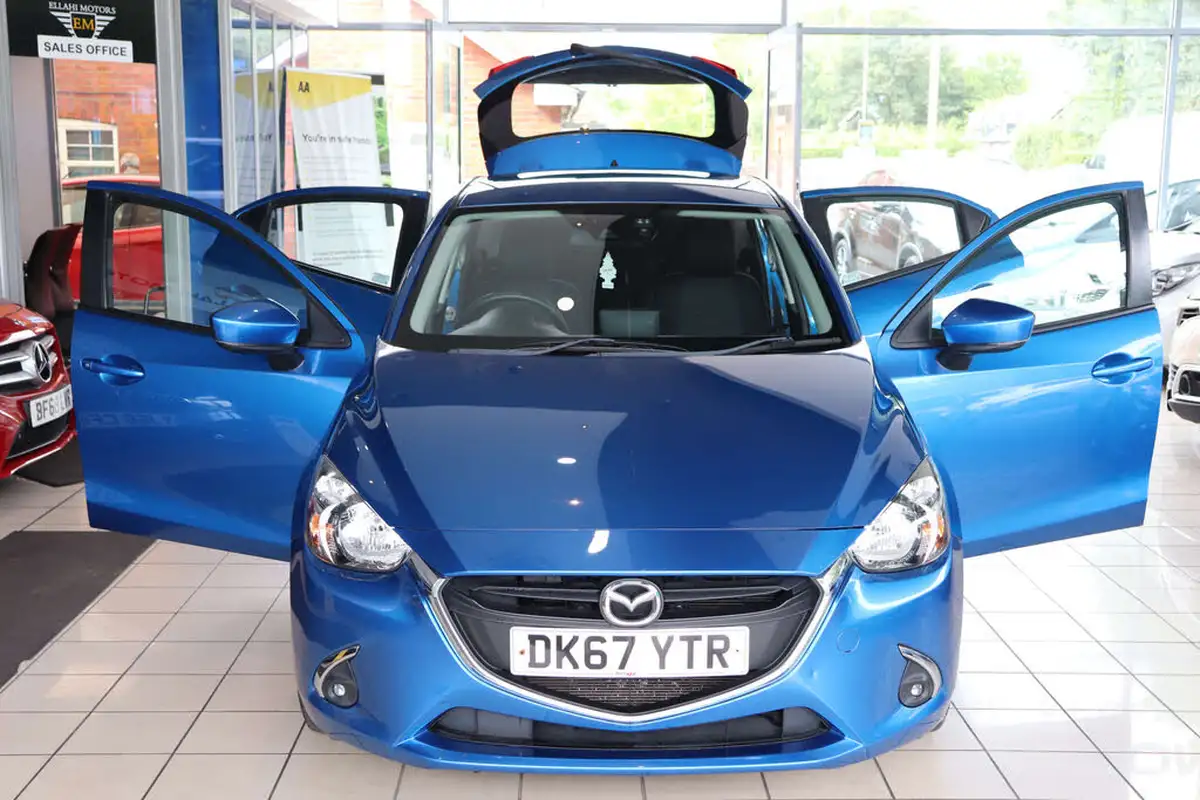 2018-mazda-mazda2-15-se-l-nav-auto-big-12