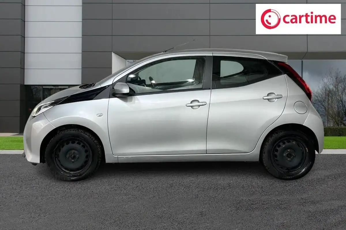 2021-toyota-aygo-10-vvt-i-x-play-tss-big-2