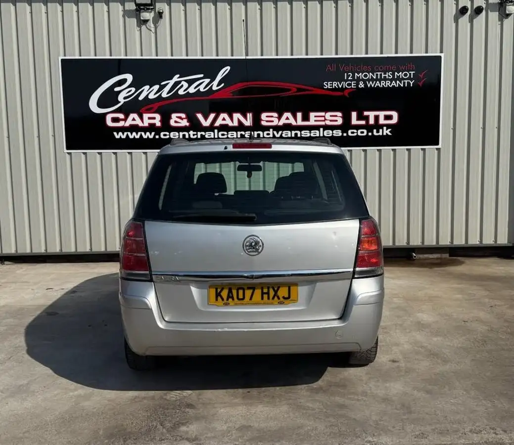 2007-vauxhall-zafira-16-club-big-5