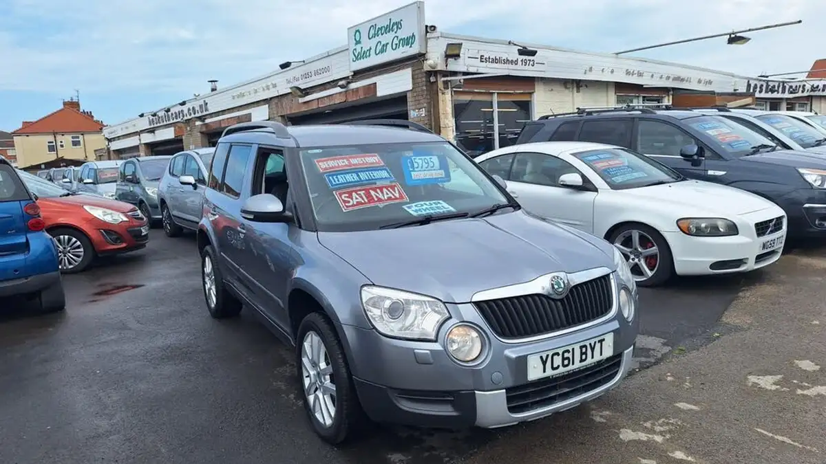 2011-skoda-yeti-20td-elegance-142ps-4x4-big-2