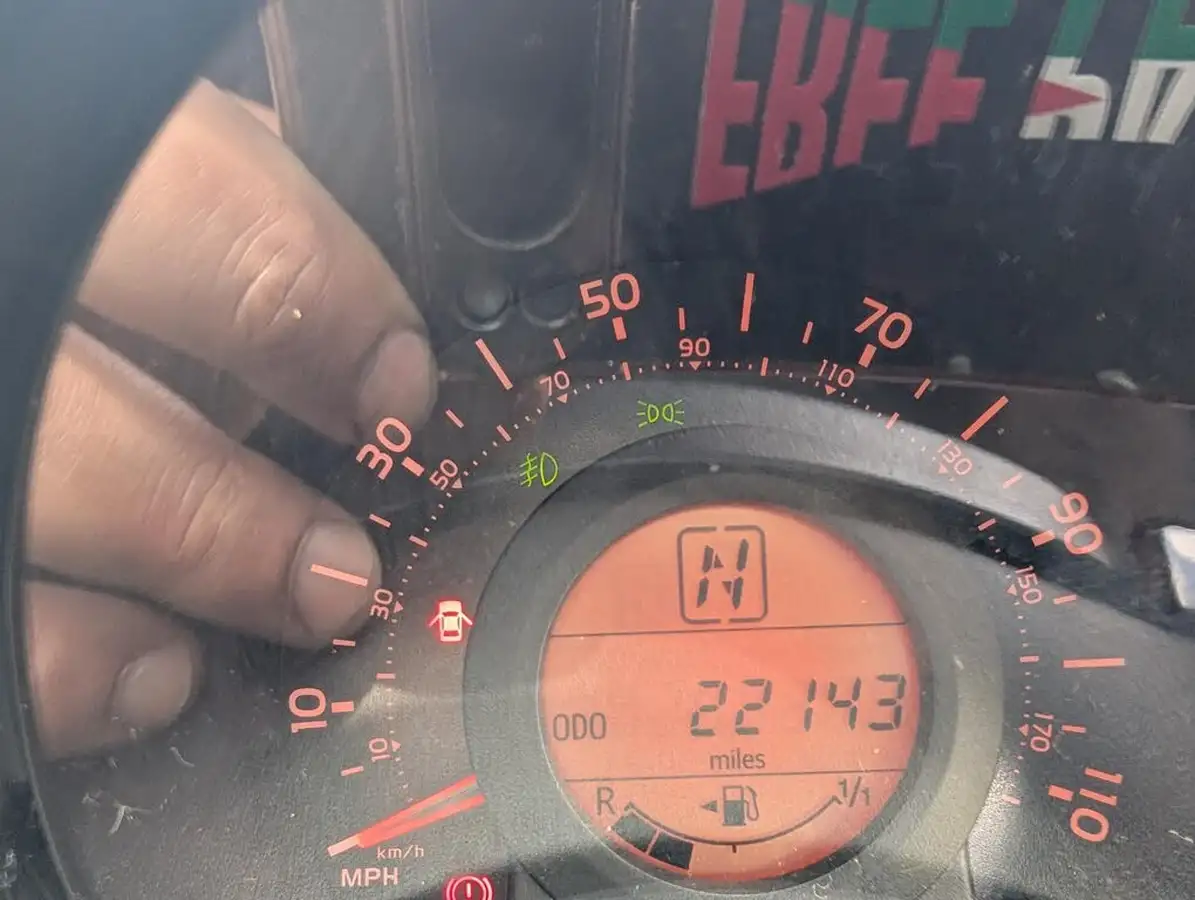 2017-toyota-aygo-10-vvt-i-x-pression-tss-5d-x-shift-big-28