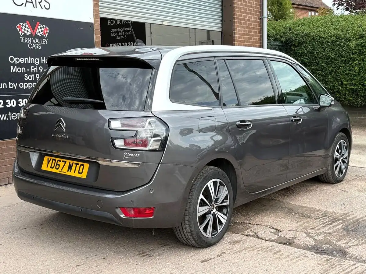2017-citroen-grand-c4-picasso-16bluehdi-flair-big-16