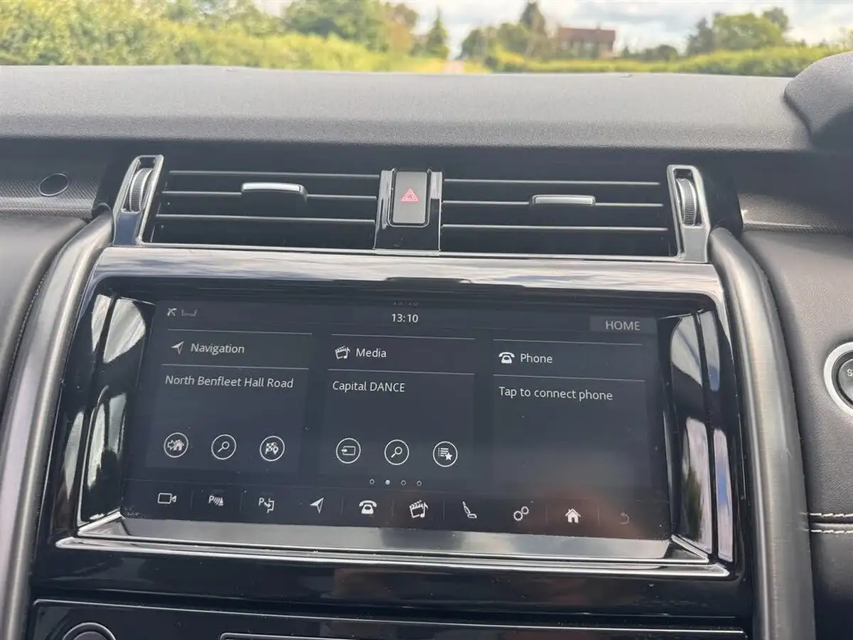 2019-land-rover-discovery-30-sd-v6-hse-luxury-big-24