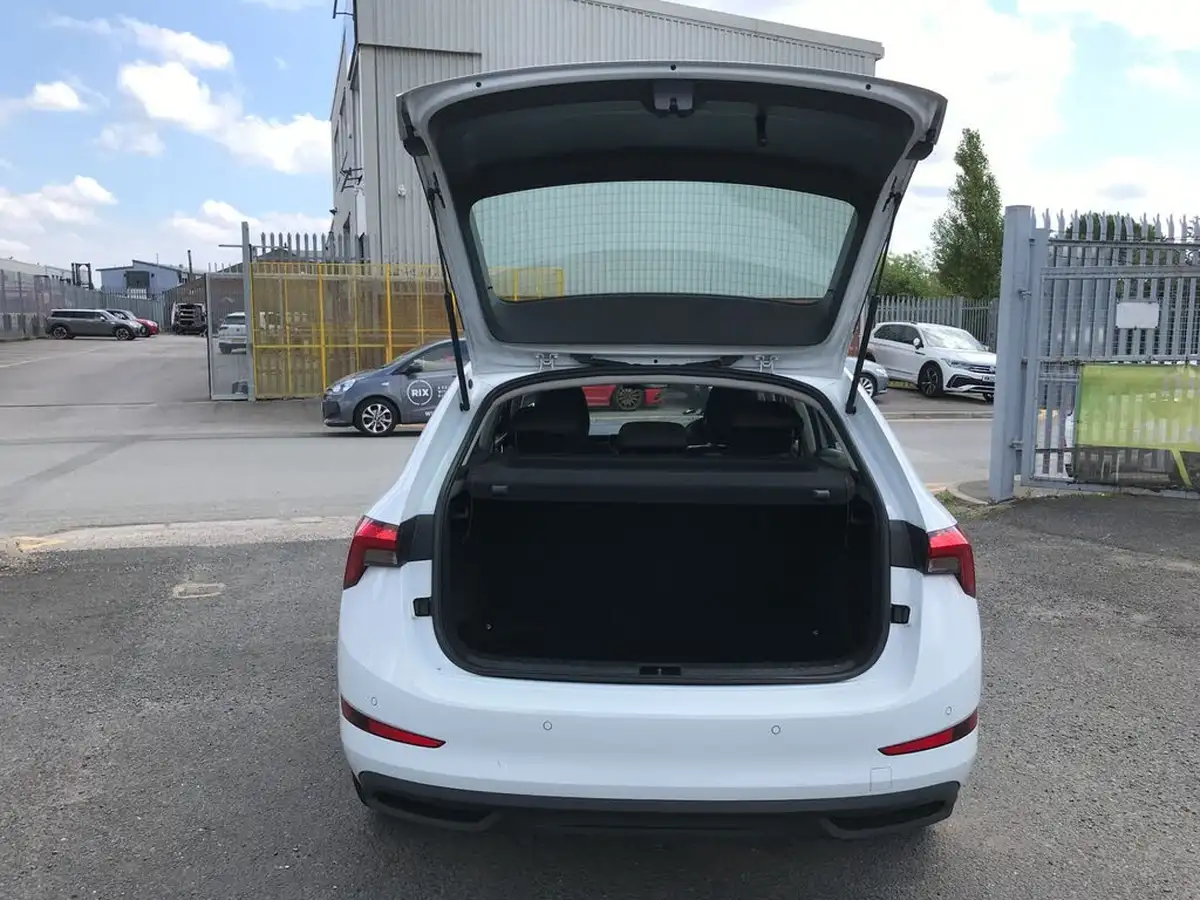 2022-skoda-scala-15-tsi-se-big-20