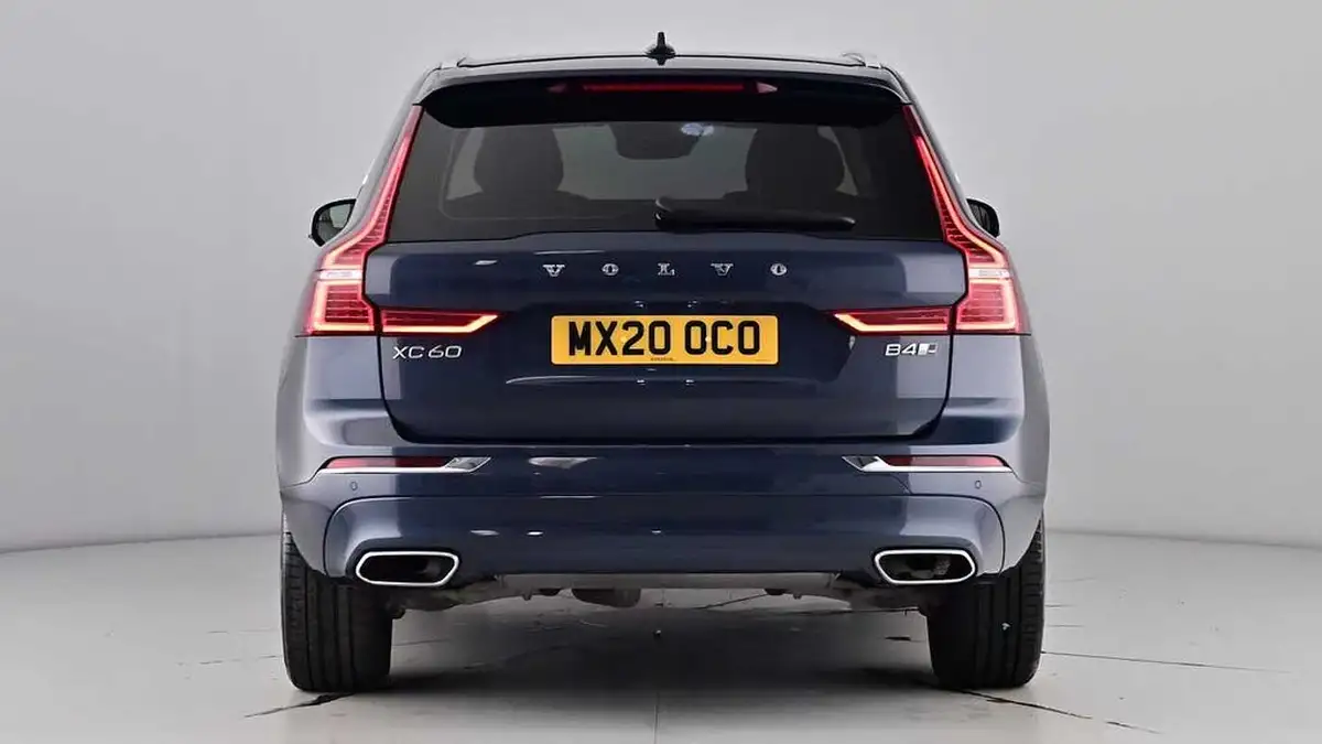 2020-volvo-xc60-20td-b4-inscription-expression-big-4